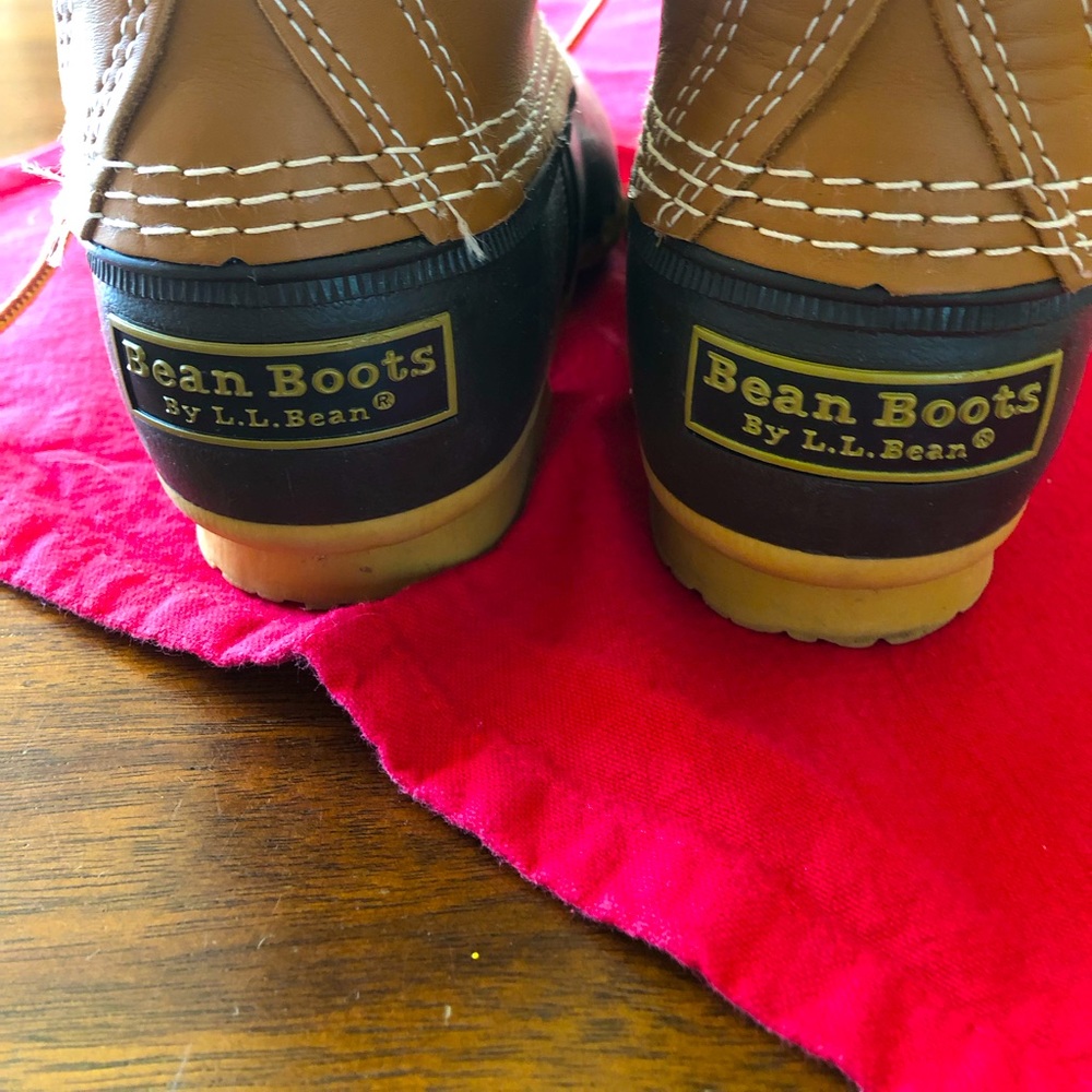 LL Bean 6” women’s duck boots . Fits women’s 7.5 shoe. Size 6m